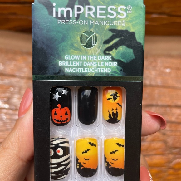 Impress Halloween Glow in the Dark Press On Nails NEW - Picture 3 of 6